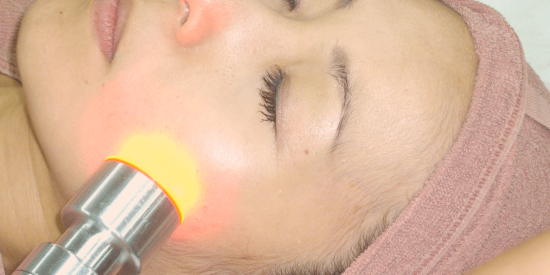 フェイシャル、Facial